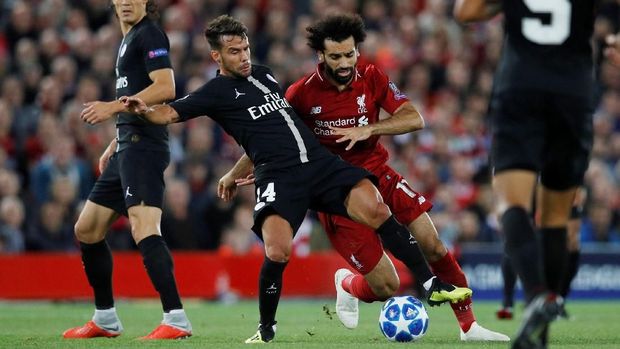 Mohamed Salah kesulitan mengembangkan permainan di laga lawan PSG.