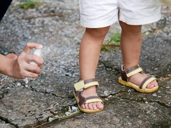 5 Alasan Anak Lebih Sering Digigit Nyamuk Ketimbang Orang Dewasa