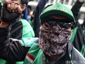 Driver Ojol Protes Skema Baru yang Dinilai Memberatkan Driver Ojol Protes Skema Baru yang Dinilai Memberatkan