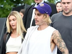 Ups! Justin Bieber-Hailey Baldwin Kepergok Mesra di Bar Khusus Gay