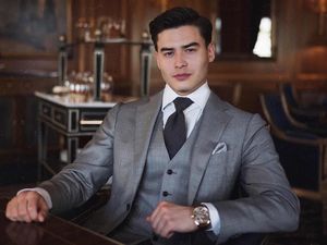 Tajir Dari Lahir! Inilah Sosok Si Ganteng Dimash, Putra Konglomerat