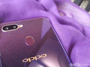 Melihat dari Dekat OPPO F9 Starry Purple, Si Ungu yang Cantik