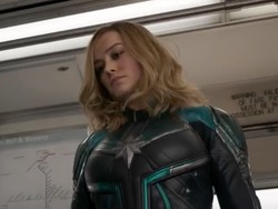 Poster Terbaru Captain Marvel Rilis, Bakal Disusul Trailer Baru