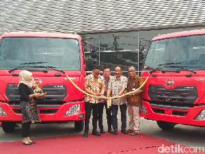 Transformers UD Truck Ini Disapa Kuzer