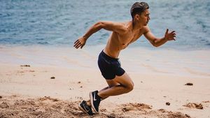 Bugarnya Kim Kurniawan, Adik Jennifer Bachdim yang Jago Olahraga