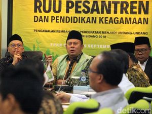 Diskusi Publik RUU Pesantren dan Pendidikan Agama