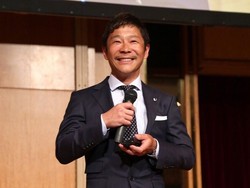 Miliarder Jepang Akhirnya Wisata Luar Angkasa di Akhir Tahun