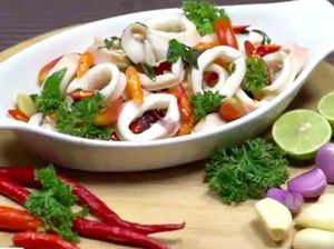 Resep Cumi Pedas Kemangi, Olahan Seafood dengan Cara Baru Nih Resep Cumi Pedas Kemangi, Olahan Seafood dengan Cara Baru Nih