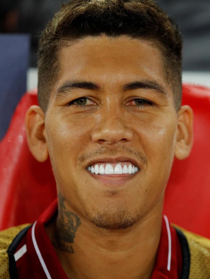 Roberto Firmino, mata kirinya tengah bermasalah (Phil Noble/Reuters) Roberto Firmino, mata kirinya tengah bermasalah (Phil Noble/Reuters)