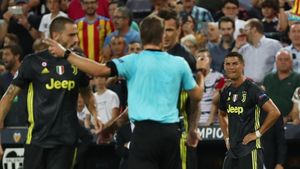 Tangis dan Kartu Merah Ronaldo di Markas Valencia