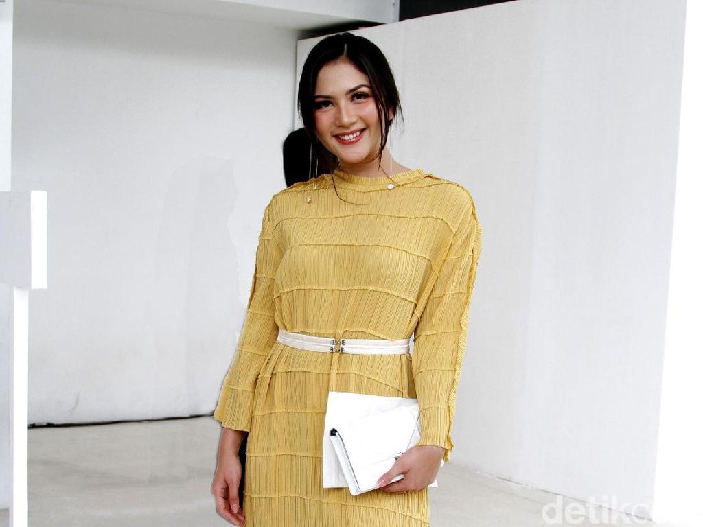 Putus dari Mischa, Jessica Mila Sudah Move On Putus dari Mischa, Jessica Mila Sudah Move On