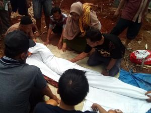 Sudah 231 Makam Dipindah di TPU Grogol Depok demi Proyek Tol Desari Sudah 231 Makam Dipindah di TPU Grogol Depok demi Proyek Tol Desari