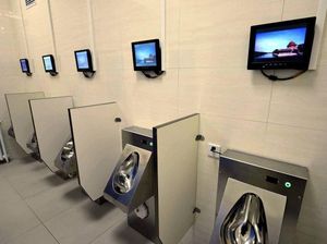 Mewahnya Toilet-toilet Modern di China, Ada Wifi dan TV Juga Lho!