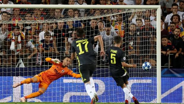 Hasil Liga Champions: Ronaldo Kartu Merah, Juve Kalahkan Valencia