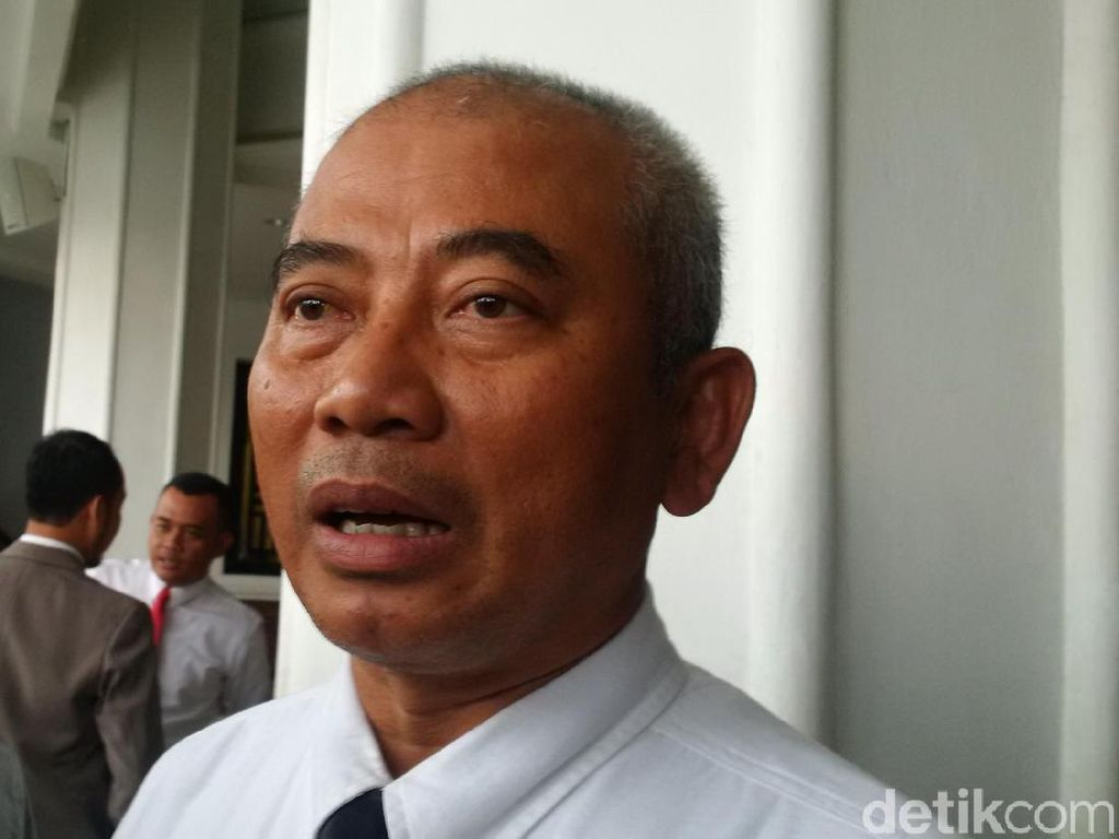 Sindiran Walkot Bekasi ke Anies dan Upaya Penyelesaian Polemik Sampah Sindiran Walkot Bekasi ke Anies dan Upaya Penyelesaian Polemik Sampah