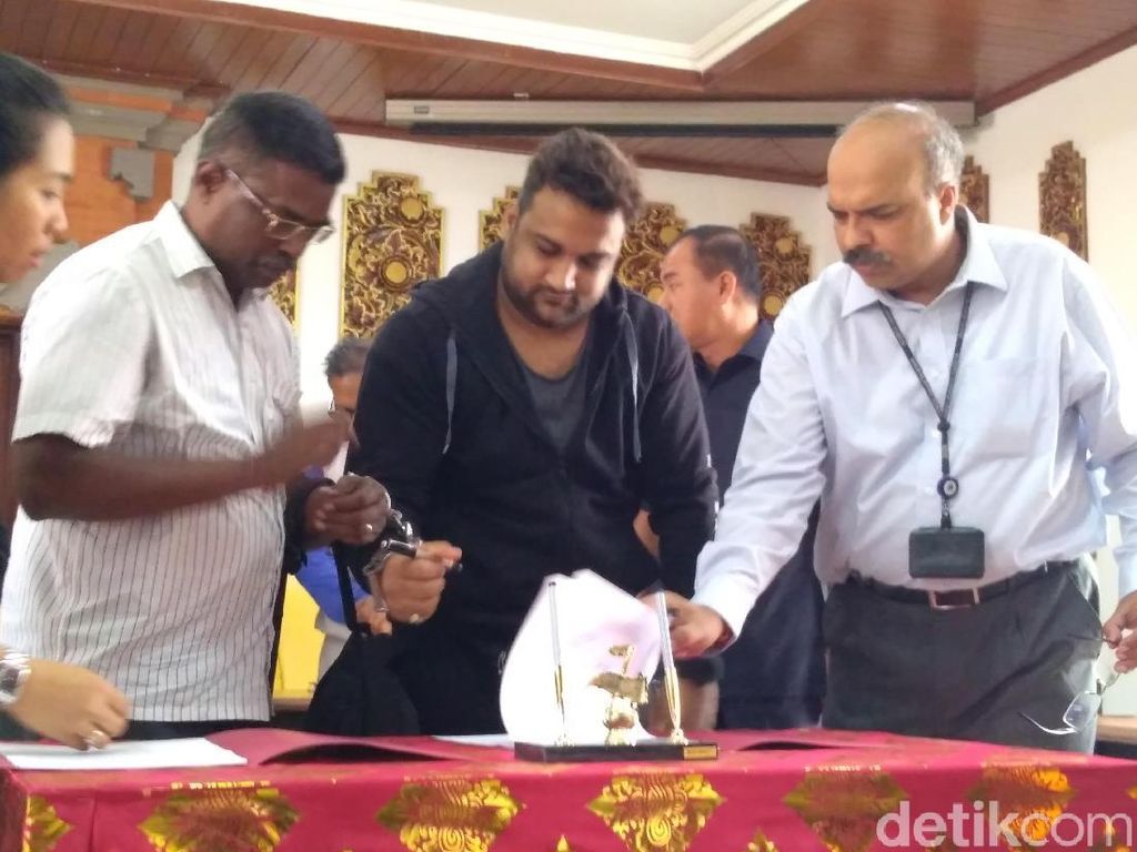 Pembobol Bank BUMN India Rp 4 T Diekstradisi dari Bali-Mumbai Pembobol Bank BUMN India Rp 4 T Diekstradisi dari Bali-Mumbai