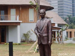 Purjito Bikin Patung Jokowi Setelah Mimpi Didatangi Sang Presiden