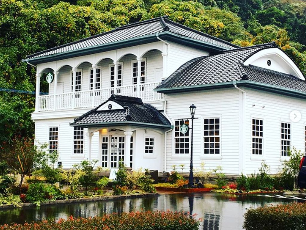 9 Gerai Starbucks Ini Punya Desain Unik yang Hanya Ada di Jepang 9 Gerai Starbucks Ini Punya Desain Unik yang Hanya Ada di Jepang
