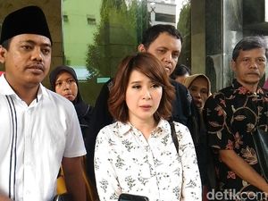 PSI Harap Perempuan Muda yang Dijual ke China Segera Dipulangkan PSI Harap Perempuan Muda yang Dijual ke China Segera Dipulangkan