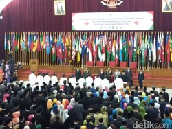 Lantik 6 Kepala Daerah, Ridwan Kamil Ingatkan Soal Integritas