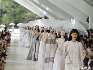 Desain Bajunya Selalu Dijiplak, Apa Keistimewaan Motif Sapto Djojokartiko? Desain Bajunya Selalu Dijiplak, Apa Keistimewaan Motif Sapto Djojokartiko?