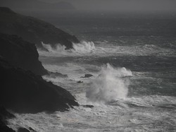 Badai Ali Terjang Inggris dan Irlandia, 2 Orang Tewas