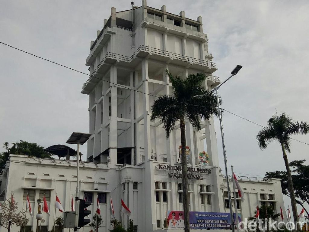 DPRD akan Pelajari Peraturan Pejabat Palembang Wajib Salat Subuh DPRD akan Pelajari Peraturan Pejabat Palembang Wajib Salat Subuh