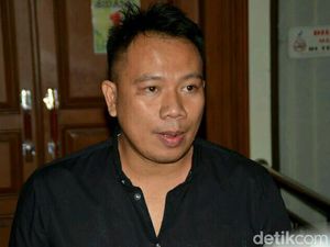 Vicky Prasetyo Bebas, Ibunda Ucap Syukur Vicky Prasetyo Bebas, Ibunda Ucap Syukur