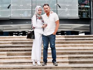 Angel Lelga Akhirnya Buka Suara Soal Digugat Cerai Vicky Angel Lelga Akhirnya Buka Suara Soal Digugat Cerai Vicky
