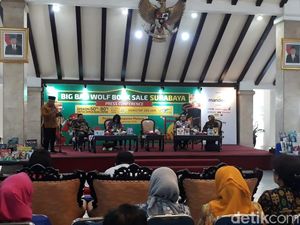 Big Bad Wolf Gelontor Ratusan Buku untuk Perpusdes di Malang Big Bad Wolf Gelontor Ratusan Buku untuk Perpusdes di Malang
