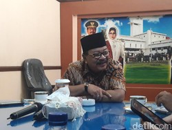 Bupati Rendra Diselidiki KPK, Ini Respons Pakdhe Karwo