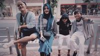 7 Momen Kekompakan Rizky Febian dan Keluarga