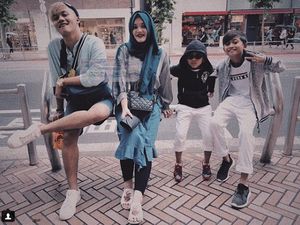 7 Momen Kekompakan Rizky Febian dan Keluarga