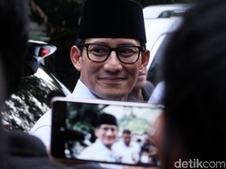Kemewahan Petahana yang Dimaklumi Sandiaga