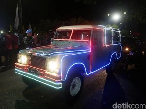 Ini Mobil Land Rover Kerlap-Kerlip yang Dinaiki Jokowi-Maruf ke KPU
