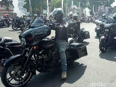 Raungan Moge Harley Banyuwangi