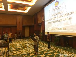 Lantik 62 Pejabat Kemenkeu, Sri Mulyani Ingatkan soal Tahun Politik