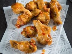 Wanita Korea Tak Izinkan Suaminya Makan Sayap Ayam Agar Tak Selingkuh