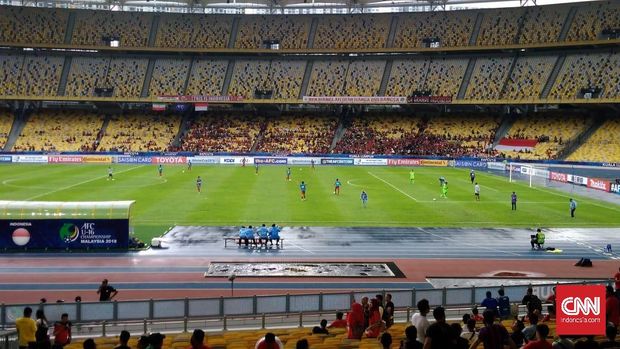 Para pemain Timnas Iran banyak mengalami kram otot. (