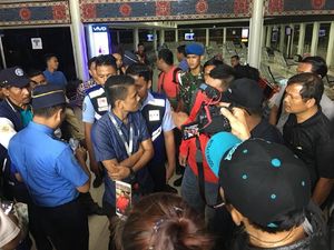 Penerbangan Lion Air Jakarta-Yogya Delay 4 Jam, Penumpang Protes Penerbangan Lion Air Jakarta-Yogya Delay 4 Jam, Penumpang Protes