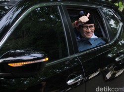 Prabowo-Sandi Berangkat ke KPU untuk Pengundian Nomor Urut