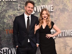 Congrats! Amanda Seyfried Hamil Anak Kedua