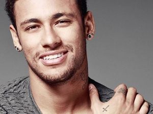 Tajir Melintir, 9 Pemain Bola Ini Pakai Jam Tangan Miliaran