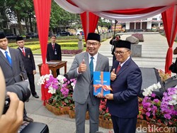 Ridwan Kamil ke Mang Oded: Semua akan Indah Pada Waktunya