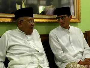 Datangi Ponpes Daarul Rahman, Sandi Didoakan Kiai Syukron Mamun