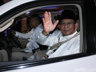 Saat Prabowo-Sandi Semobil Tancap Gas ke KPU
