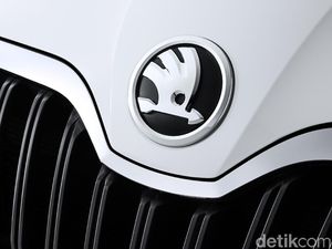 Mobil Asal Rusia dan China Jadi Masuk RI Tahun 2019?