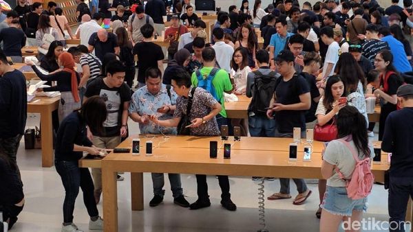 Masuk, Fanboy Apple! Yuk Jajal iPhone Baru