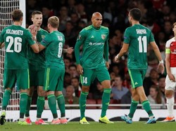 Unggul 4-0 membuat Arsenal mengendurkan tekanan dan Vorskla memanfaatkan itu untuk memperkecil skor jadi 1-4 lewat Volodimir Chesnakov (David Klein/REUTERS)