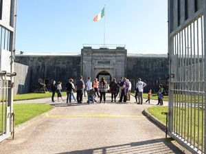 Mengapa Irlandia Terbagi Menjadi Dua Negara? Ternyata Ini Alasannya Mengapa Irlandia Terbagi Menjadi Dua Negara? Ternyata Ini Alasannya